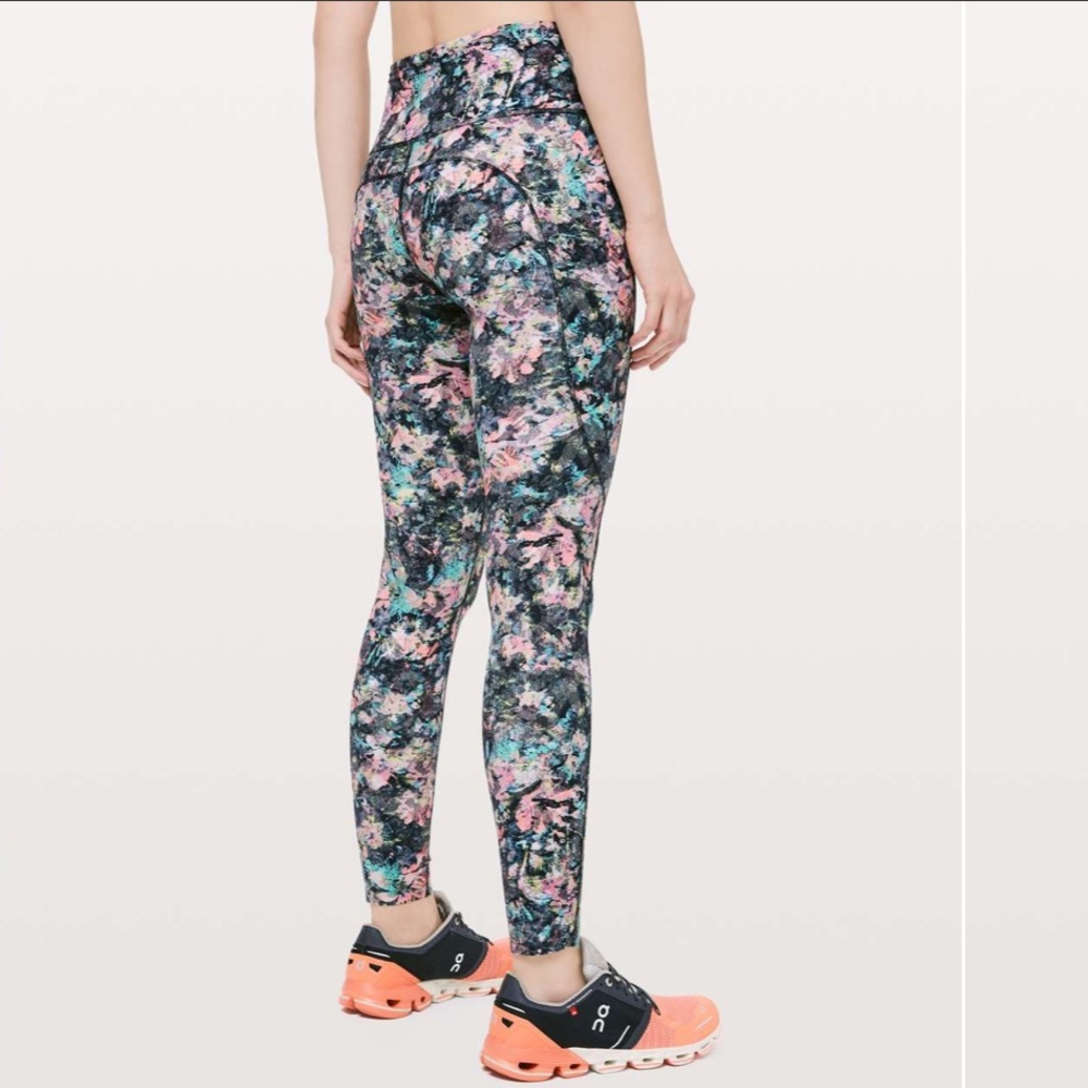 Lululemon Fast & Free 7/8 Tight II *Nulux 25" - Size 6 - Dappled Daze Multi